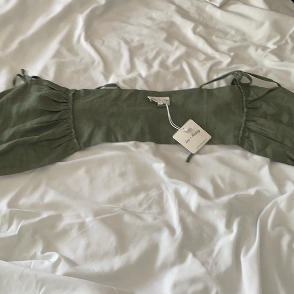 New Matching Set Crop Top and Skirt - Picture 7 of 11